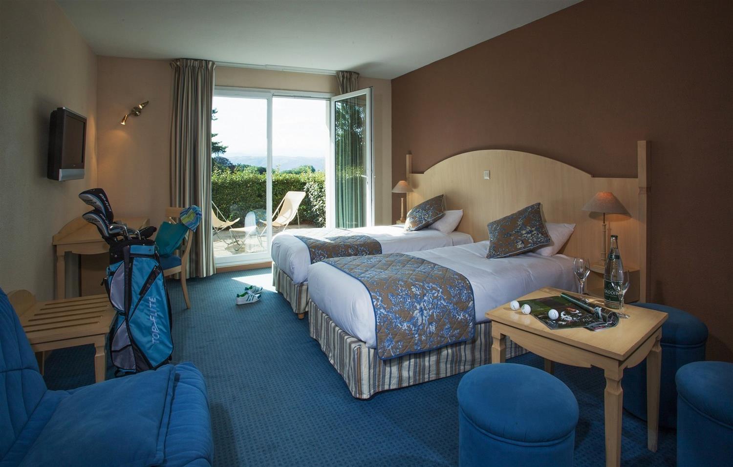 Best Western Golf D'Albon Eksteriør bilde