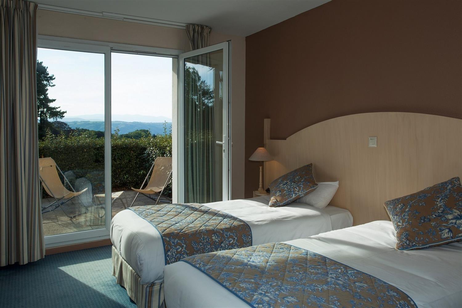 Best Western Golf D'Albon Eksteriør bilde