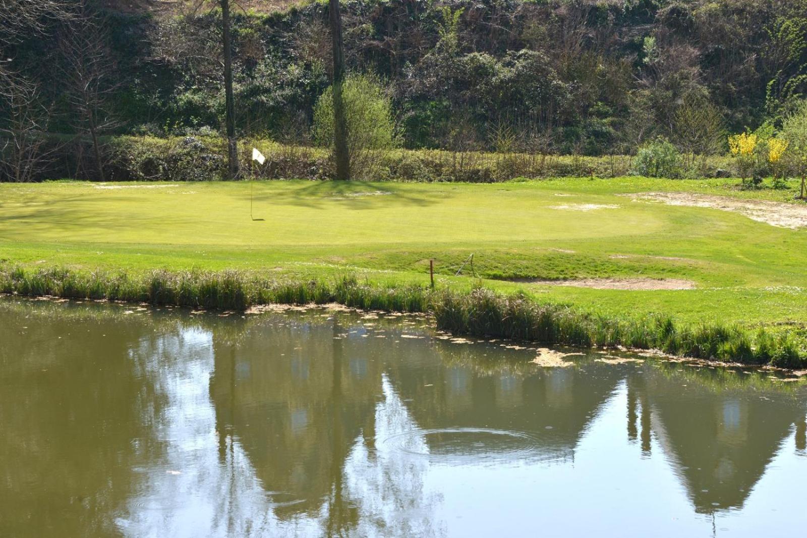 Best Western Golf D'Albon Eksteriør bilde