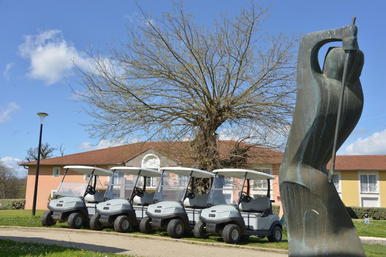 Best Western Golf D'Albon Eksteriør bilde
