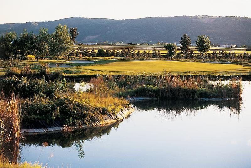 Best Western Golf D'Albon Eksteriør bilde
